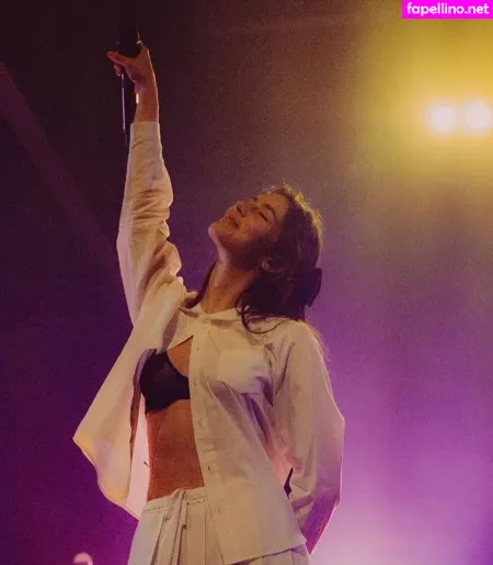 Gracie Abrams OnlyFans Thumbnail #g8DLK5zRwu