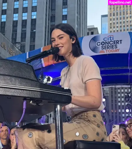 Gracie Abrams OnlyFans Thumbnail #gYRaQ0jaqj