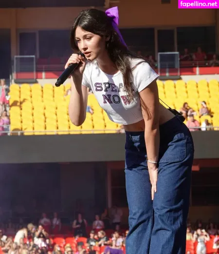 Gracie Abrams OnlyFans Thumbnail #gxHsqAtLjG