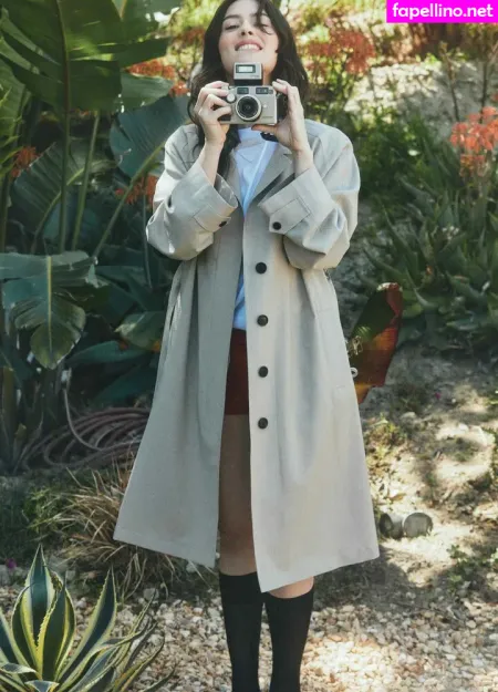 Gracie Abrams OnlyFans Thumbnail #hxPiYhmnMM