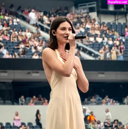 Gracie Abrams OnlyFans Thumbnail #idijSJLyvG