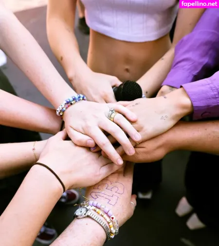 Gracie Abrams OnlyFans Thumbnail #j3wCUU6Ihd