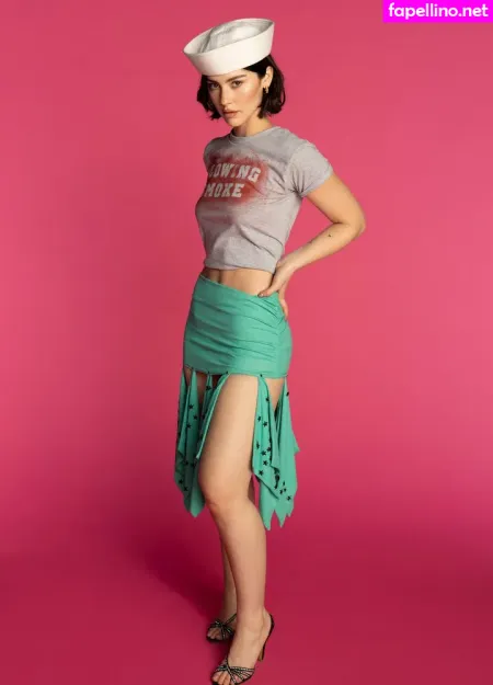 Gracie Abrams OnlyFans Thumbnail #lnpzq2cCKL