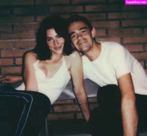 Gracie Abrams OnlyFans Thumbnail #oQAtvH8kBe