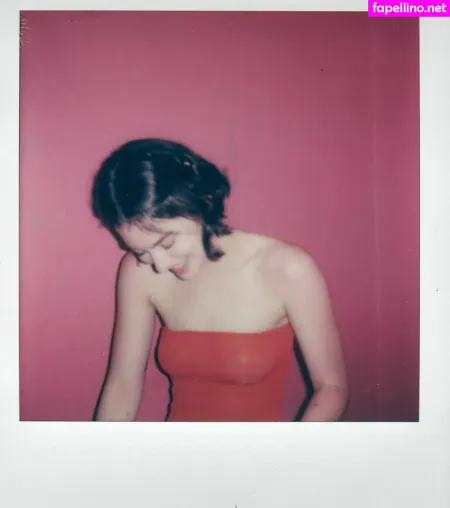 Gracie Abrams OnlyFans Thumbnail #qlnVy844JC