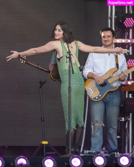 Gracie Abrams OnlyFans Thumbnail #ruVDOlpE73