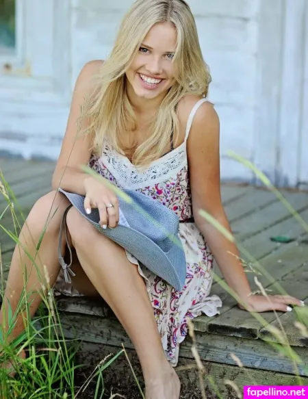 Gracie Dzienny OnlyFans Thumbnail #LqYqdATsnc