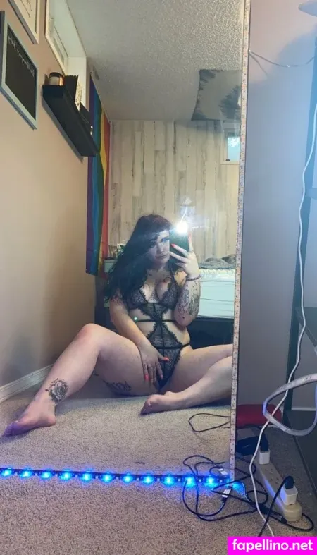 Gracie Kay Gracesworldxo Gracieknowl3s Yourdreamgirlxo OnlyFans Thumbnail #XZtRrszfQW