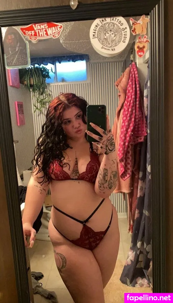 Gracie Kay | gracesworldxo | gracieknowl3s | yourdreamgirlxo, official_graceykay Nude Leaked OnlyFans Photo #a9thoxLUpS