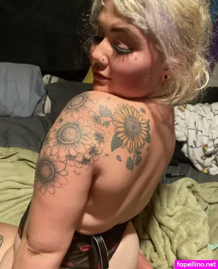 Gracie Kay Gracesworldxo Gracieknowl3s Yourdreamgirlxo OnlyFans Thumbnail #fbqcxOjAM6