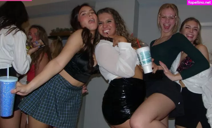 Gracie25970 OnlyFans Thumbnail #2mKp1LVXei