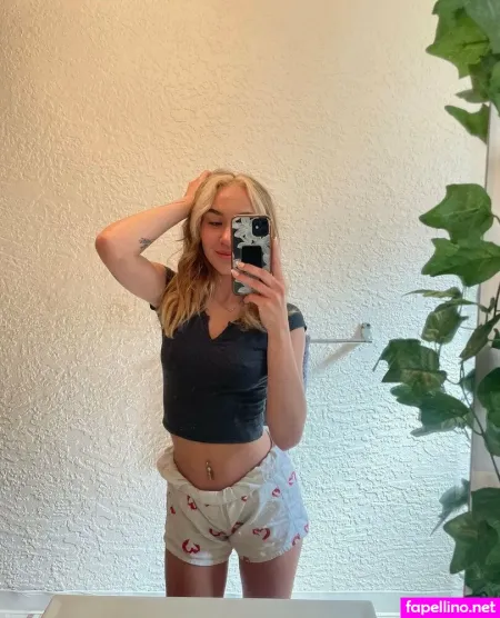 Graciehartt OnlyFans Thumbnail #oEcK1pLxUW