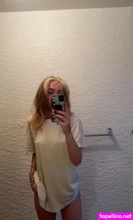 Graciehartt OnlyFans Thumbnail #wVU7zJzxxS