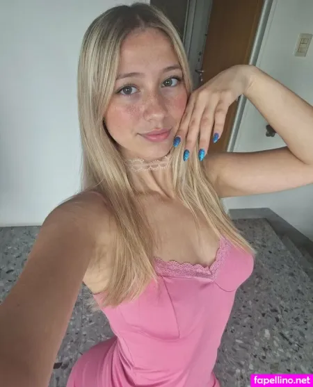 Graciehiggins OnlyFans Thumbnail #XNGKrUbD2a