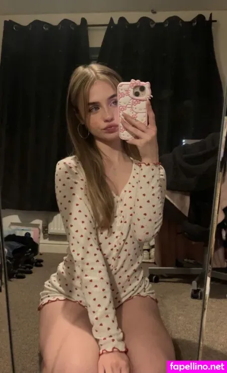 Graciewest OnlyFans Thumbnail #KsvAG9H8HX