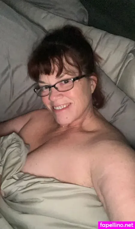 Grandma Nika OnlyFans Thumbnail #NB1niFg957