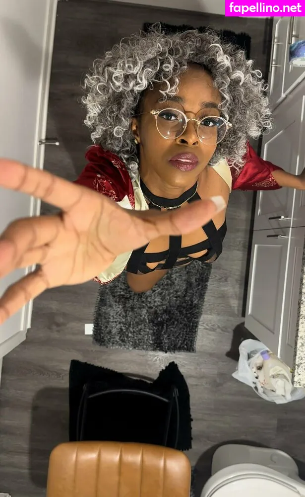 grandmapearl, grandmapearl_ Nude Leaked OnlyFans Photo #4gJJeOOZJO