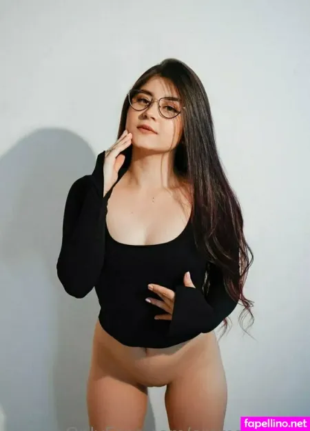 Grant Emma OnlyFans Thumbnail #0Zmh4Df1jE