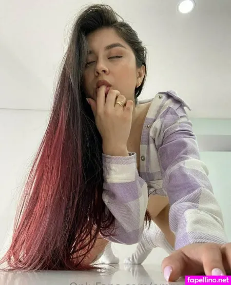 Grant Emma OnlyFans Thumbnail #4oU7ozVb8v