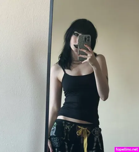 Graveghostie OnlyFans Thumbnail #cNVPApmXaq