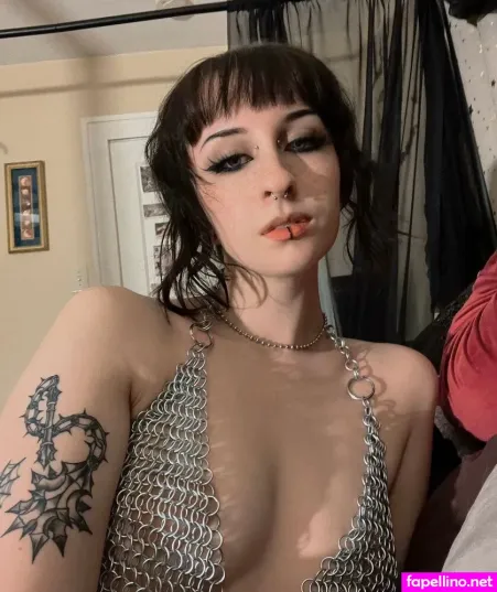 Graveghostie OnlyFans Thumbnail #rHbbRbNvlm