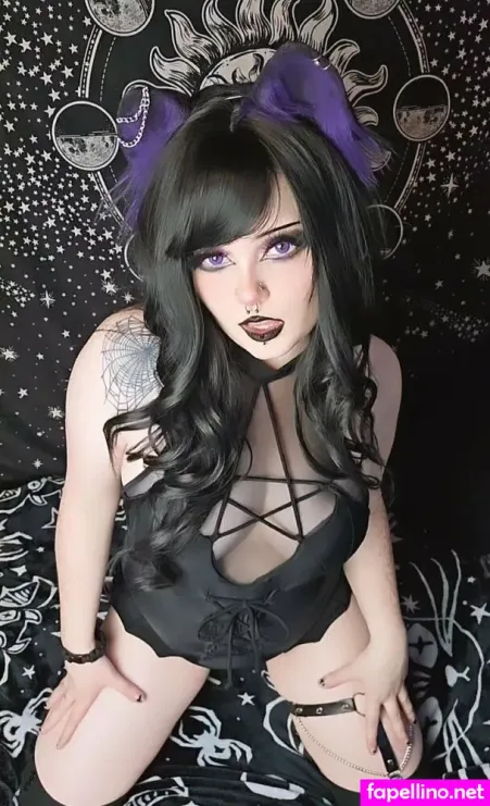 Graveyardbabe1031 Main Profile Photo