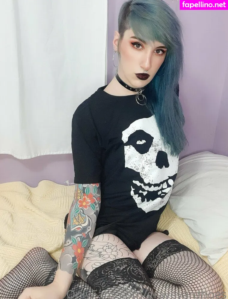 graveyardhoes, theshoegraveyard Nude Leaked OnlyFans Photo #5PQPcBkmAj