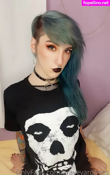 Graveyardhoes OnlyFans Thumbnail #EzTaUWWEXr