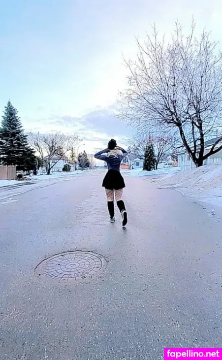 Gray Hawkes OnlyFans Thumbnail #W79UNZyGWq