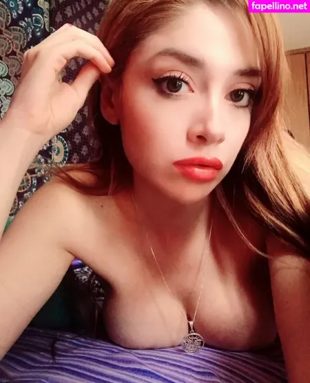 Grecia Monroc OnlyFans Thumbnail #gQ8W53uswm