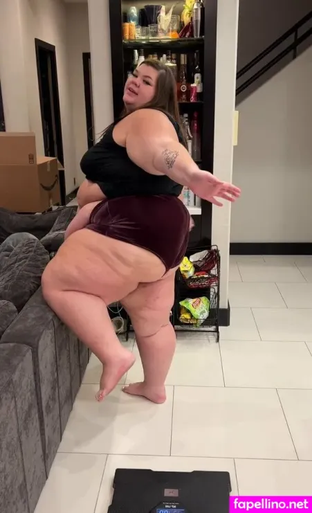 Greedygirlmarie OnlyFans Thumbnail #9qJAN2qW7J