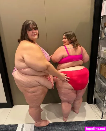 Greedygirlmarie OnlyFans Thumbnail #LD6IgiDTEz