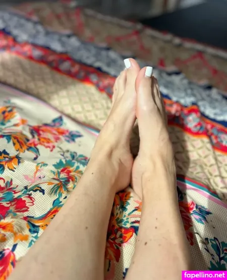 Greeneyezonme420 OnlyFans Thumbnail #HLjToXko5D