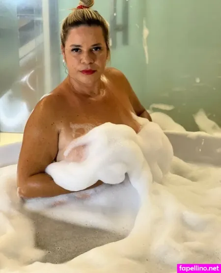 Greice Sapeca OnlyFans Thumbnail #4zMNssma10