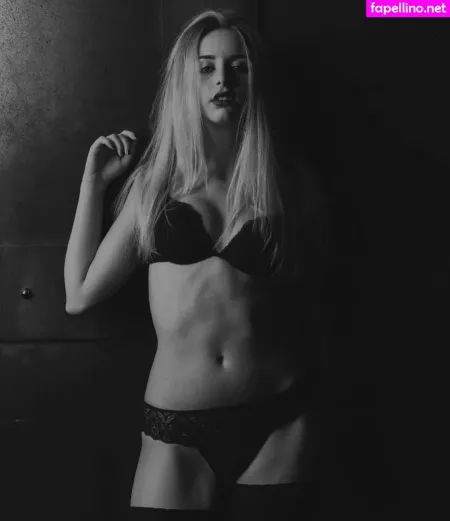 Greta Ray OnlyFans Thumbnail #lZwNY9VuSj