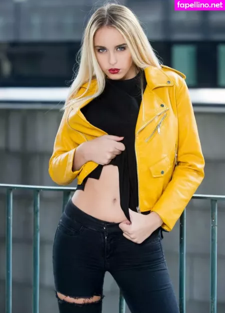 Greta Ray OnlyFans Thumbnail #oSg9d8qDIo