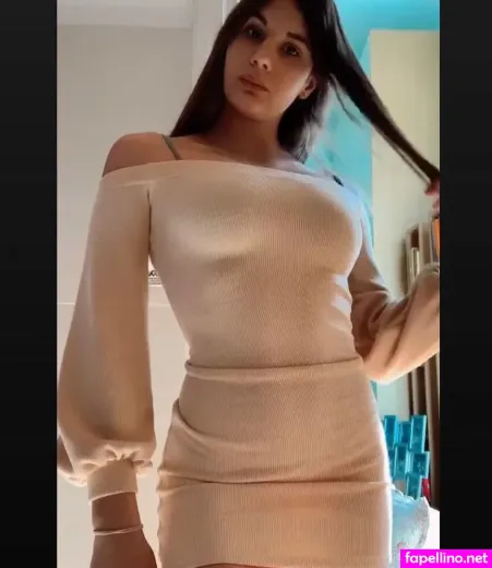 Greta Zava OnlyFans Thumbnail #YmxvZac5q6