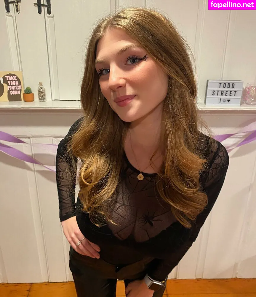 gretchen.m, gretchenlivings Nude Leaked OnlyFans Photo #6Upry336Bh