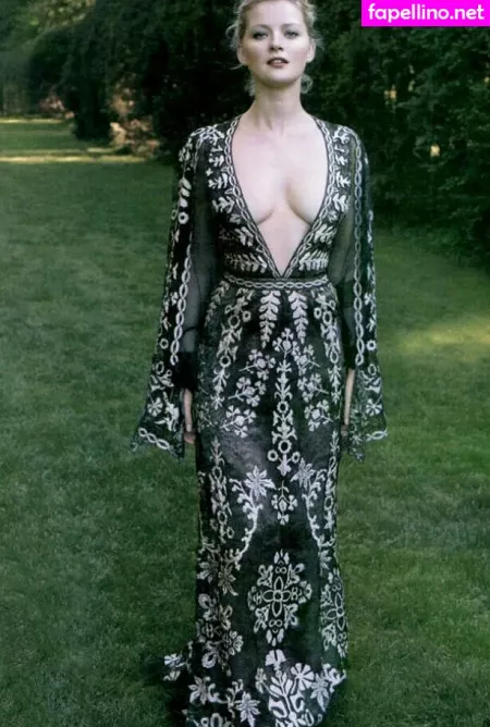 Gretchen Mol OnlyFans Thumbnail #d7aEUvifmp