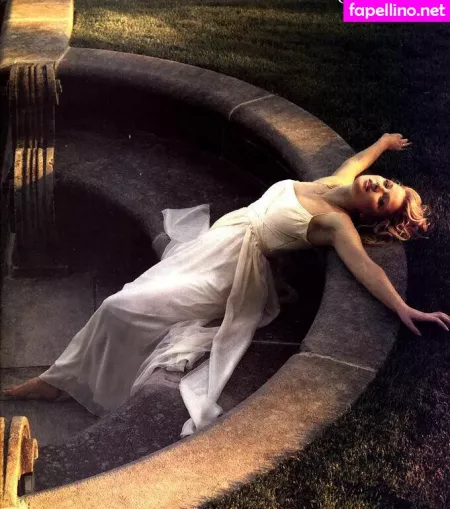 Gretchen Mol OnlyFans Thumbnail #t5cSDcoXBP