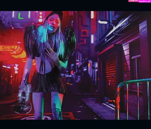 Grimes OnlyFans Thumbnail #Ik9d0kKDbm
