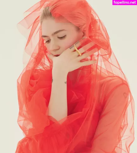 Grimes OnlyFans Thumbnail #yBR82hJ5LN