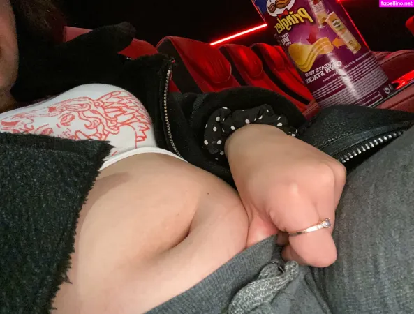 Growinggirl1617 OnlyFans Thumbnail #gyYR81i4x0
