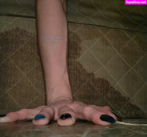 Gtssyren OnlyFans Thumbnail #CXFC4k7yy6