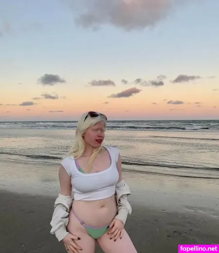 Guada Scarione OnlyFans Thumbnail #UixYwQM4r0
