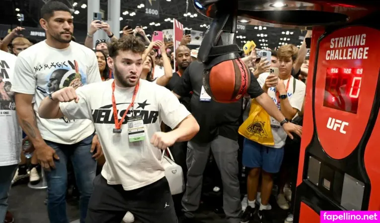 Guccithirdleg OnlyFans Thumbnail #OamqGFyrDH