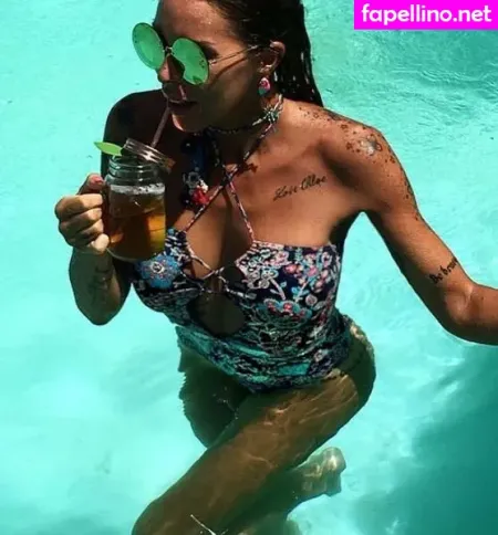 Guendalina Canessa OnlyFans Thumbnail #cOvZBNU844