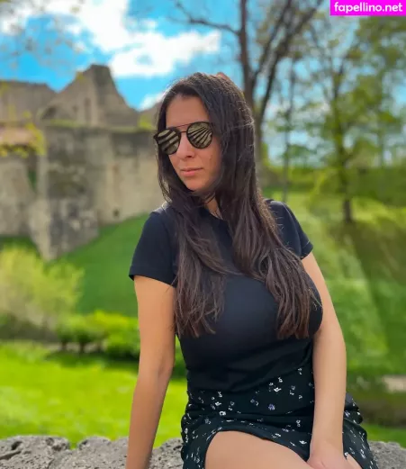 Gulia OnlyFans Thumbnail #7KYnzH5eve