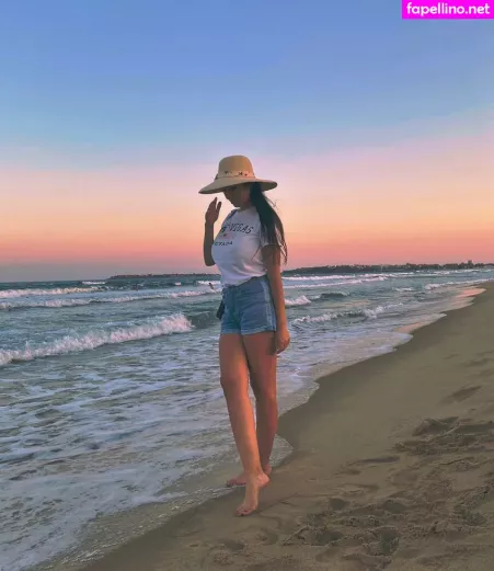 Gulia OnlyFans Thumbnail #AKJnaRQc8E