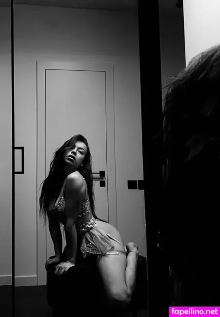 Gulias OnlyFans Thumbnail #i2V3xRRADL